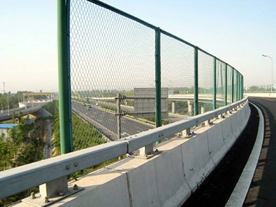 橋梁護欄網 - 安平縣全昊金屬(shǔ)絲(sī)網制品有限公司圖片5